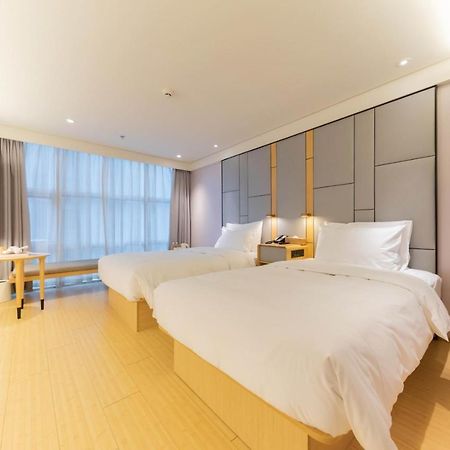 เจไอ โฮเทล เซี่ยงไฮ้ สถานีรถไฟใต้ดินถนนชางเฉิง Hotel ภายนอก รูปภาพ